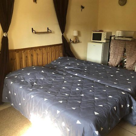 Meubles De Tourisme La Reserve Saint-Pierre-les-Bois Zewnętrze zdjęcie