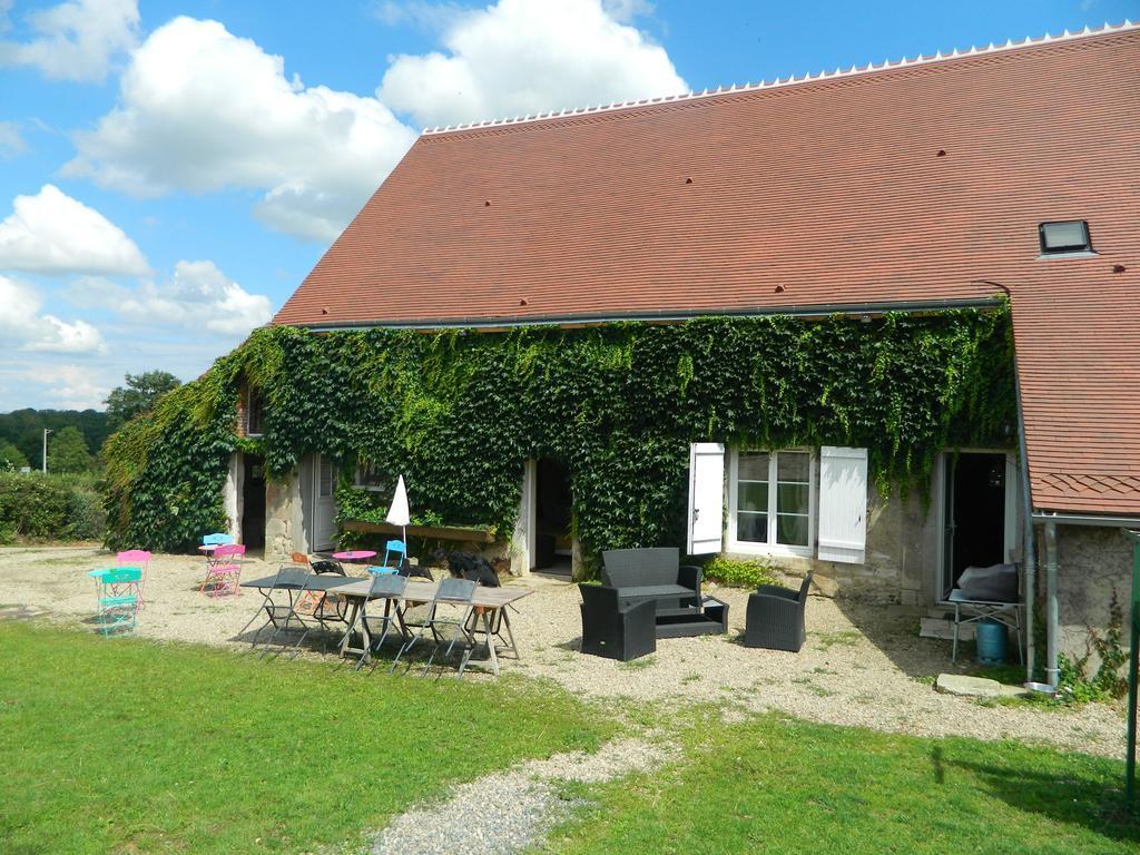 Meubles De Tourisme La Reserve Saint-Pierre-les-Bois Zewnętrze zdjęcie